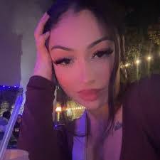 Isabella Abel's Instagram, Twitter & Facebook