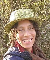 Make yourself a beautiful rush hat ready for the good weather! Still places  left! I will be teaching this course