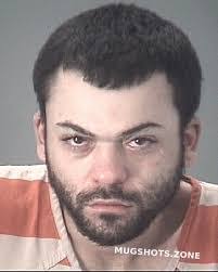 Daniel Besuglow's Instagram, Twitter & Facebook