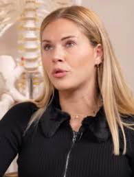 Je subis actuellement du harcèlement en interne" : Lisa-Marie (Les  Cinquante) annonce porter plainte contre Cassandra Jullia