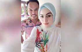 Bertahan karena cinta composed by : Jennifer Dunn Jawab Soal Suami Beri Uang Ke Sarita Hingga Ramalan Rumah Tangga Renggang