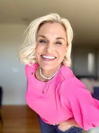 Rachel Harrell's Instagram, Twitter & Facebook