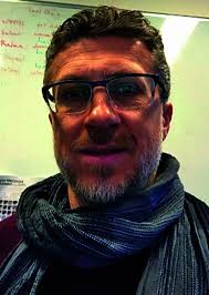 Pressure‐Induced Structural, Optical and Magnetic Modifications in  Lanthanide Single‐Molecule Magnets