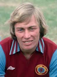 PREPARED 🦁 THAT TACKLE 41 YEARS ON..... I was too young to see Aston Villa  play West Bromwich Albion one grey day in 1977,Jesus I wasn't even born but  after a lot