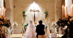 Celebración religiosa para bendecir(en este caso sacramentalmente, aunque no sea boda canónica) el nuevo matrimonio civil de católicos/as divorciados. Revista Ciudad Nueva