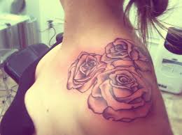 Idee Tatouage Rose Epaule Femme Modele De Tattoo 363244