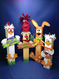 Tolle Gartendekorationen Aus Holz Einfach Zum Selber Basteln Ostern Basteln Holz Holzdeko Basteln Osternest Basteln