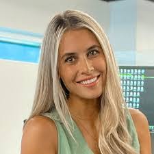 Hollie Griggs's Instagram, Twitter & Facebook