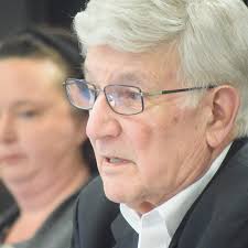 Macomb County commissioners endorse 6% pay hike for selves, other elected  officials