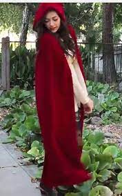 Diy No Sew Little Red Riding Hood Cape With Different Fabric Could Be A Snake Costume Red Riding Hood Costume Diy Halloween Costumes Little Red Riding Hood