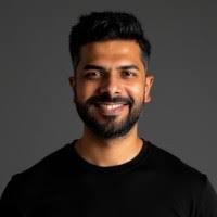 800+ "Desmond" profiles