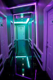 Egal ob junggesellenabschied, geburtstag, hochzeit, familientreff oder einfach mal mit freunden gemeinsam spaß haben, . The Surprising Reason Why Hundreds Of Karaoke Rooms Are Shutting Down Across Korea It S Not The Coronavirus Kpophit Kpop Hit