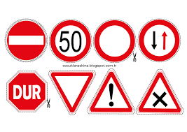 Cocuklar Askina Trafik Levhalari Ve Trafik Lambalari Parti Suslem Trafik Isaretleri Trafik Isigi Isaretler