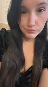 Angela Kovach's Instagram, Twitter & Facebook