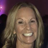 Deborah Ennis's Instagram, Twitter & Facebook