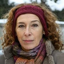 She began her career as a theater actress. Adele Neuhauser Als Kommissarin Bibi Fellner Tatort Fans