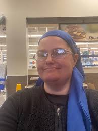 Hey y'all!! I'm new here and thought I would introduce myself !! I'm  DaNasia, 20 near 21 in December. I am a full time art student .. and I  recently moved to