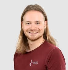 Robin Kaiser's Instagram, Twitter & Facebook