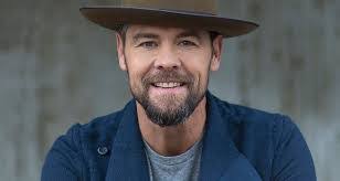 Daniel Ashmore's Instagram, Twitter & Facebook