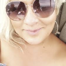 Fred & Sydney Warner rooting