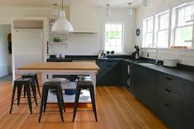 Kitchen Of The Week A Hamptons Kitchen With A Custom Island Sourced On Etsy Kitchen Remodel Hamptons Kitchen Kitchen Layout