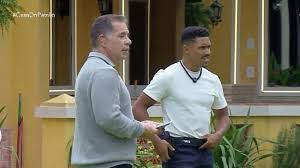 Boninho dá broncas na Casa do Patrão antes da estreia: 'A gente não brinca'