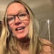 Voice of Green M&M Applauds Candy's Identity Change