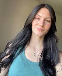 Hi! I'm Jasmine and I'm 22 years old. I am a senior at Wayne State  University majoring in early elementary education. I am looking for a job  starting mid April through the