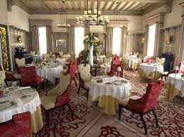 Hostellerie De Plaisance 5 Place Du Clocher 33330 Saint Emilion Saint Emilion Relais Chateaux Restaurant