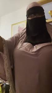 Niqab slut