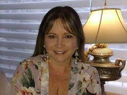 Cuando salimos de fiesta, cuando tenemos una cena, para ir a trabajar… a muchas y muchos nos gusta estar guapos siempre y, si eres uno de estos y un día, por lo que sea, te levantas con mala cara es bastante común que recurras al maquillaje. Xqoatgrzeodskm