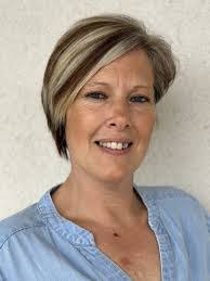 June Stuckey's Instagram, Twitter & Facebook