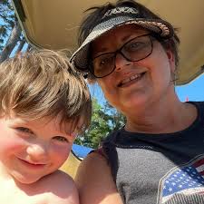 Hi Everyone. I live in Hemphill. Last Saturday 09/27, my 6 year old  daughter had a medical emergency and was admitted into Texas Children's  where we learned she has Type 1 diabetes.