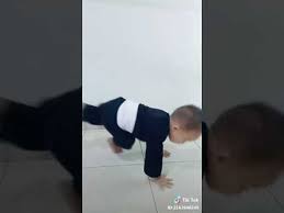 Disekolah banyak sekali lelaki yang menginginkaknku untuk menjadi kekasihnya, yang mengejar aku disekolah adalah ada kevin anak. Psht Anak Kecil Youtube