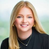 Anna Downs's Instagram, Twitter & Facebook