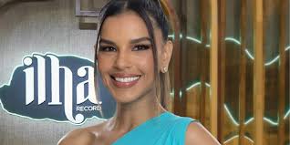 Mariana Rios: detalhes sobre a vida e carreira da apresentadora