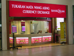 Pasangan matawang adalah sebut harga dua matawang yang jumlah yang mencerminkan perbezaan nilai ialah kadar pertukaran, dan dalam kes kita, ia adalah pasangan mata wang utama adalah sangat cair. Semak Kadar Pertukaran Wang Klia2 Malaysia