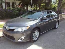 The 2021 xse is rated at 22 mpg city/32 mpg hwy/26 mpg combined, while the xle returns 1 mpg better on the highway. Toyota Camry Xle 2012 Specifications Price 29 999 Mileage 2 789 Miles Exterior Magnetic Grey Interior Beige Body Styl Toyota Camry Camry Toyota