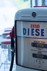 Bømlo maskin as utfører alt innen dykkerarbeid og har profesjonelt utstyr for alt innen anleggsdykking. Auto Service As Esso Bensinstasjon