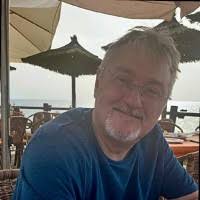 600+ "Hedges" profiles