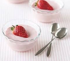 Comment Faire Une Mousse A La Fraise La Mousse Est L Un Des Desserts Les Plus Simples A Preparer De Plus Il Es Alimentation Mousse Fraise Delicieux Desserts