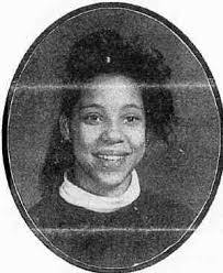 Annie Dewberry's Instagram, Twitter & Facebook