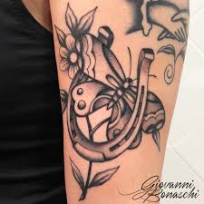 Tattoo Traditionaltattoo Butterflytattoo Flowertattoo Farfalla Ferrodicavallo Giovanni Bonaschi