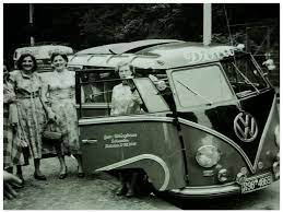 Peace, love, & the vw bus. Samba 1951 Follow The Reconstruction Of The World S Second Oldest Surviving Vw Samba