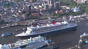 Die Queen Mary 2 In Hamburg Youtube