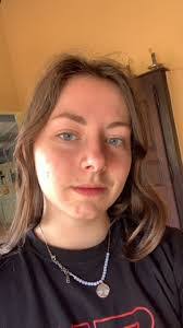 Alexis Bisson's Instagram, Twitter & Facebook