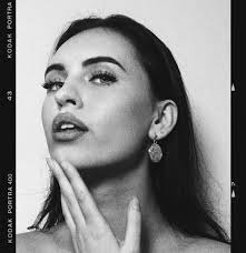 Black And White Film Photography Portraits Pin By Kainat On Black White Black And White Aesthetic Black And White Film Black And White