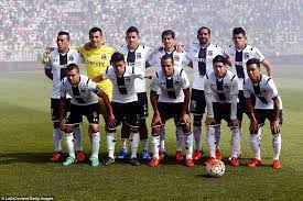 Founded in 1925 by david arellano they play in the chilean primera división, from which they have never been relegated. Violent Clashes Between Colo Colo And Santiago Wanderers Fans Sees Match Abandoned Before Kick Off But Away Side Still Clinch Chilean Primera Division Title After Universidad Catolica Fail To Win Daily Mail
