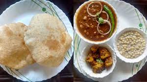 About punjabi chole bhature recipe: Chole Bhature With Masala Aloo Zayka Ka Tadka