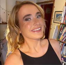 BOTTOMLESS BRUNCH 🥂 Our famous bottomless brunch is back with NEW dishes  and smoothies 😍 Bottomless Brunch is available every Sunday between 10am